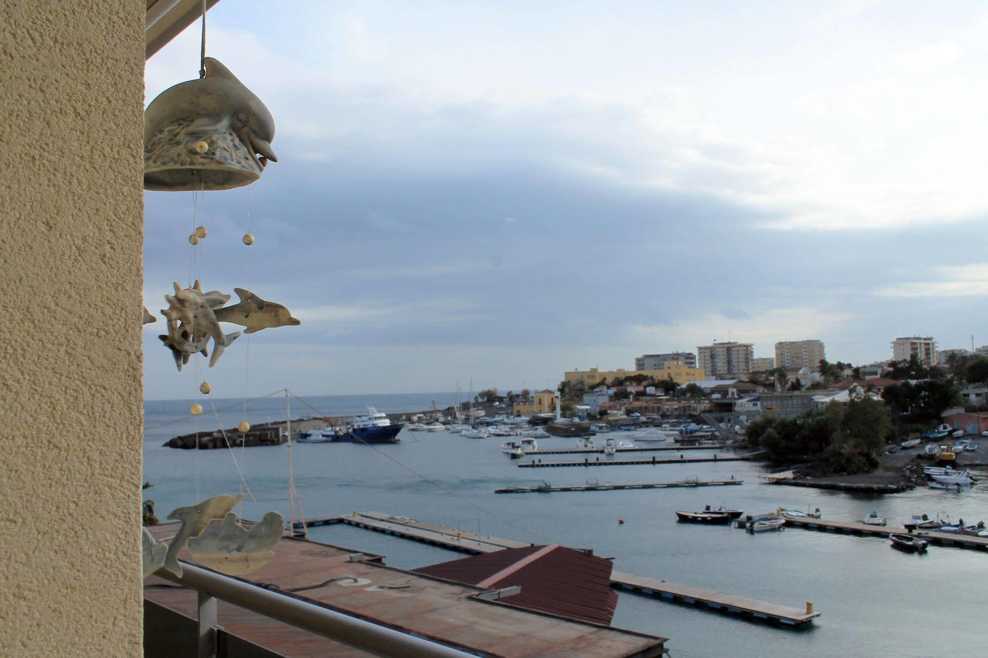 Baia Di Ognina Bed & Breakfast Catania Exterior photo