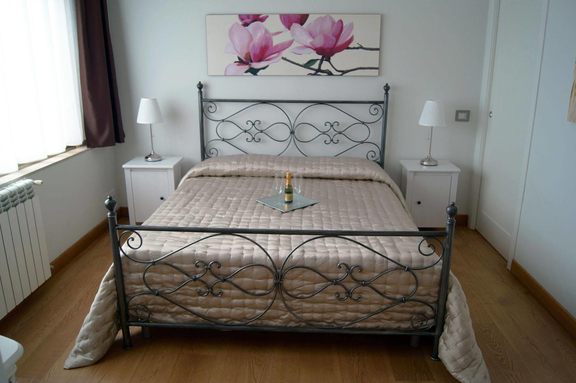 Baia Di Ognina Bed & Breakfast Catania Exterior photo